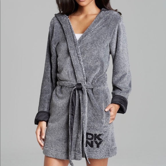 Dkny Other - DKNY Plush Cozy Hooded Short Bathrobe S/M